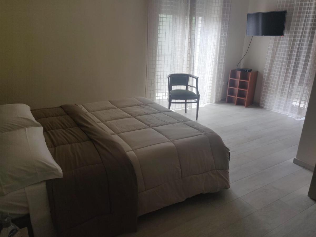 Da Nonna Antonietta Bed & Breakfast Ferrandina Bagian luar foto